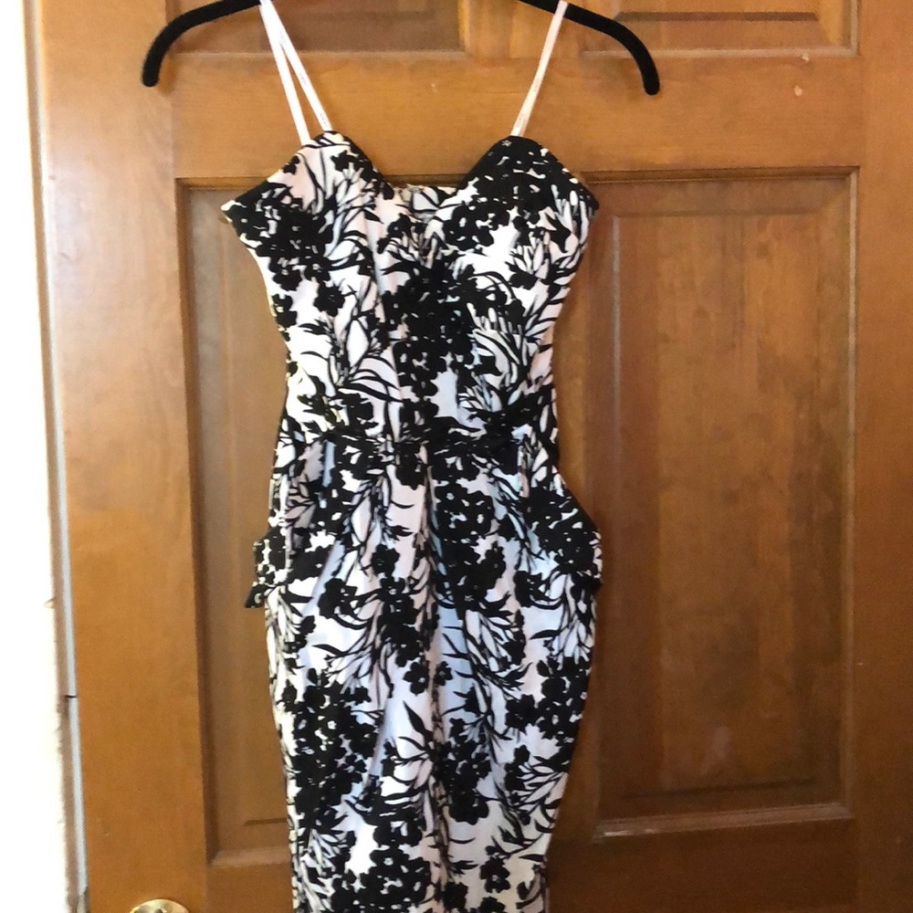 Strapless dress